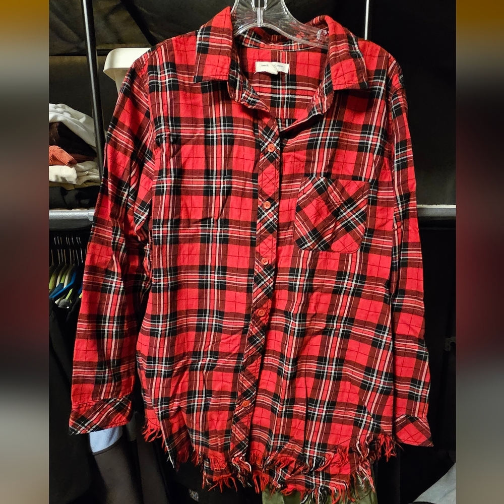 beachlunchlounge Red Plaid Women's Button Down Shirt